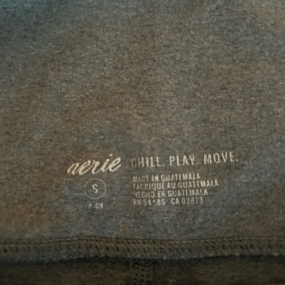 Aerie Women’s Gray Athletic Leggings Size Small Chill Play Move